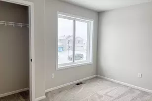 6722 Meadow View Dr S, Fargo, ND 58104 - Photo 18