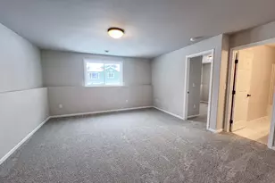 6722 Meadow View Dr S, Fargo, ND 58104 - Photo 16