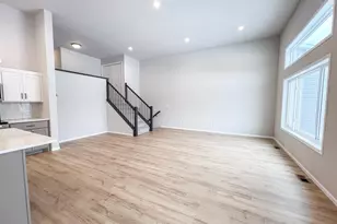 6722 Meadow View Dr S, Fargo, ND 58104 - Photo 4