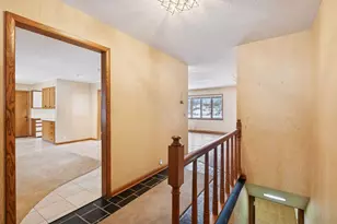 8545 W 28th St, Saint Louis Park, MN 55426 - Photo 2