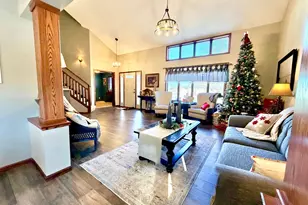 1085 Briarwood Dr, Worthington, MN 56187 - Photo 22