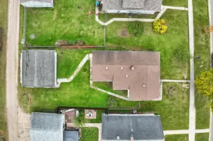 939 Duluth Ave N, Thief River Falls, MN 56701 - Photo 22