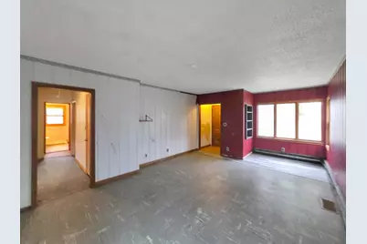 939 Duluth Avenue N, Thief River Falls, MN 56701 - Photo 10