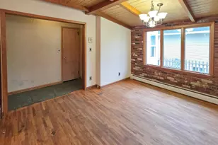 939 Duluth Ave N, Thief River Falls, MN 56701 - Photo 6