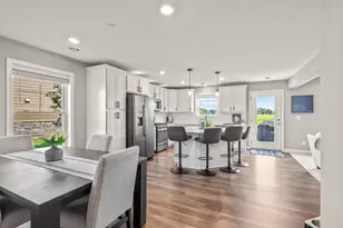 10911 Zest St NE, Blaine, MN 55449 - Photo 4