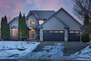 303 Bluff Rd, Carver, MN 55315 - Photo 6