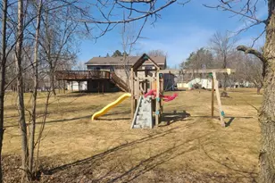 18344 N Lake Ln, Pine City, MN 55063 - Photo 8