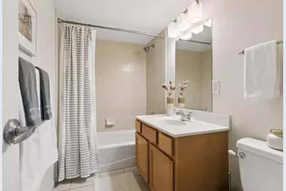 48 Groveland Terrace #B101, Minneapolis, MN 55403 - Photo 30