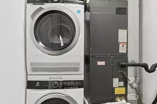 48 Groveland Terrace, Minneapolis, MN 55403 - Photo 32