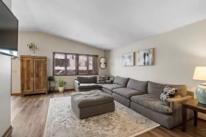 2805 Brookview Drive, Burnsville, MN 55337 - Photo 4