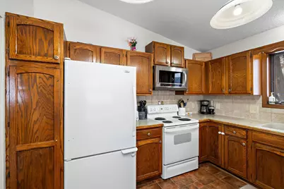 2805 Brookview Drive, Burnsville, MN 55337 - Photo 8