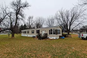 304 2nd St E, Herman, MN 56248 - Photo 2