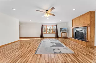 425 19th Ave SW, Rochester, MN 55902 - Photo 6