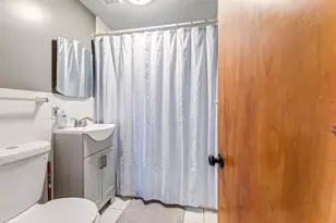 425 19th Ave SW, Rochester, MN 55902 - Photo 20