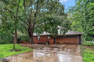 5241 Edenmoor St, Edina, MN 55436 - Photo 1