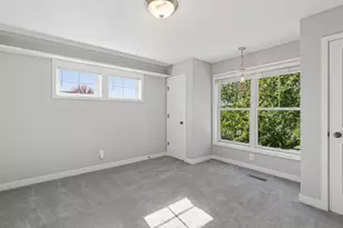 1631 Deephaven Dr, Woodbury, MN 55129 - Photo 36