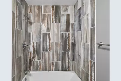 6608 Edgemont Boulevard N, Brooklyn Park, MN 55428 - Photo 34