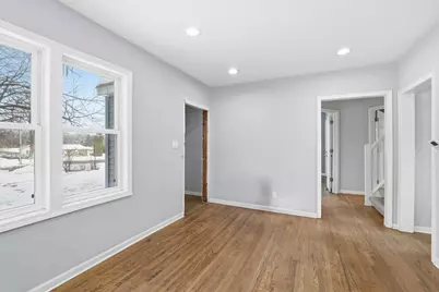 58 Wheelock Parkway E, Saint Paul, MN 55117 - Photo 8