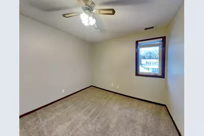 891 Hazelwood Street, Saint Paul, MN 55106 - Photo 10