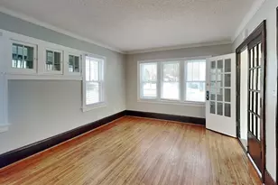 891 Hazelwood St, Saint Paul, MN 55106 - Photo 4