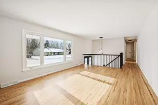 6704 Sioux Trail, Edina, MN 55439 - Photo 6