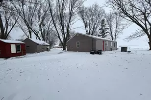 1900 22nd Dr SW, Austin, MN 55912 - Photo 24