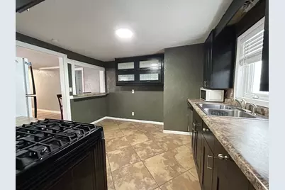 1900 22nd Drive SW, Austin, MN 55912 - Photo 8