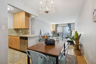 400 Groveland Ave, Minneapolis, MN 55403 - Photo 1