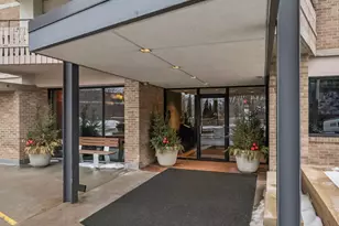 400 Groveland Ave, Minneapolis, MN 55403 - Photo 6