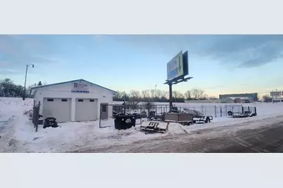 520 Main Street W, Detroit Lakes, MN 56501 - Photo 1