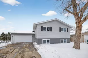 4356 Cimarron Ct NW, Rochester, MN 55901 - Photo 4