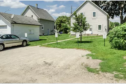 304 7th Street NW, Rochester, MN 55901 - Photo 2