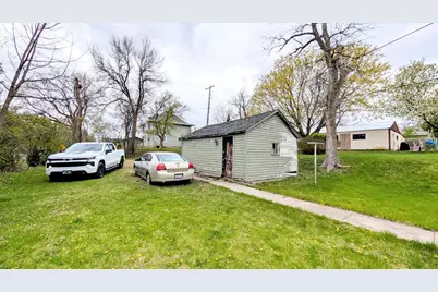 112 Bluff Street E, Lake Benton, MN 56149 - Photo 18