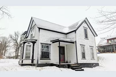 112 Bluff Street E, Lake Benton, MN 56149 - Photo 4