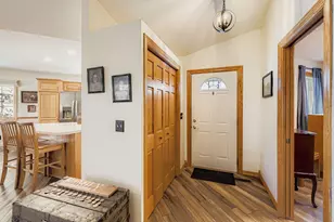 6249 Creekview Ln N, Brooklyn Park, MN 55443 - Photo 4