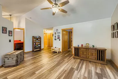 6249 Creekview Lane N, Brooklyn Park, MN 55443 - Photo 6