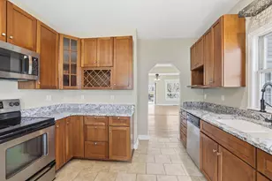 810 6th St, Hudson, WI 54016 - Photo 14