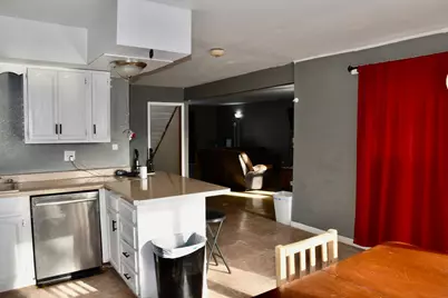 935 4th Street NE, Sibley, IA 51249 - Photo 8