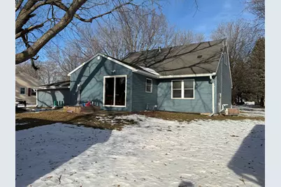 935 4th Street NE, Sibley, IA 51249 - Photo 4