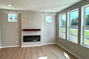 9268 Larimar Trl, Eden Prairie, MN 55347 - Photo 10