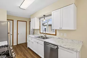 333 Arbor St, Saint Paul, MN 55102 - Photo 10