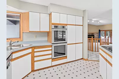 831 Windrow Drive, Little Canada, MN 55109 - Photo 12