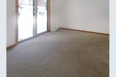 7229 Woodstock Curve, Bloomington, MN 55438 - Photo 12