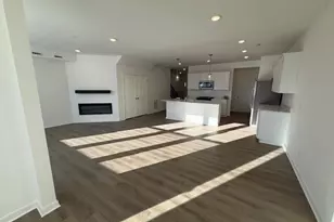 21913 Sawyer Ln, Rogers, MN 55374 - Photo 2