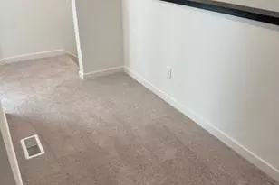 21913 Sawyer Ln, Rogers, MN 55374 - Photo 8