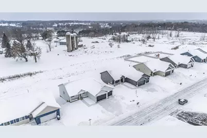 1660 Squirrel Way, New Richmond, WI 54017 - Photo 48