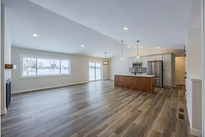 1660 Squirrel Way, New Richmond, WI 54017 - Photo 6