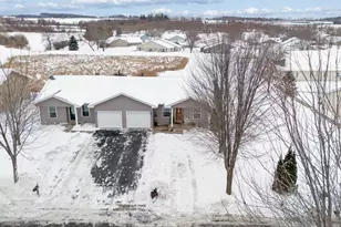 384 Cedar St, Baldwin, WI 54002 - Photo 2