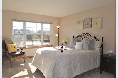 9204 Holly Lane N #403, Maple Grove, MN 55311 - Photo 16