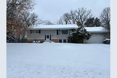 6714 Canterbury Lane, Eden Prairie, MN 55346 - Photo 1